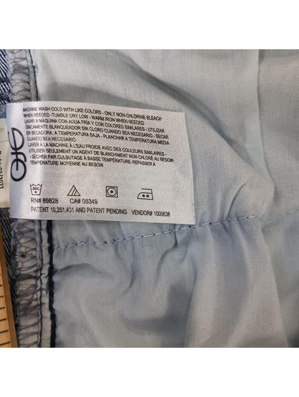 Gloria Vanderbilt Amanda Women's Blue Cotton Blend Denim Jeans Size 12 (30×30.5) - Picture 6 of 16